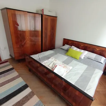 Retro Aparment In The Heart Of Lägenhet Sarajevo